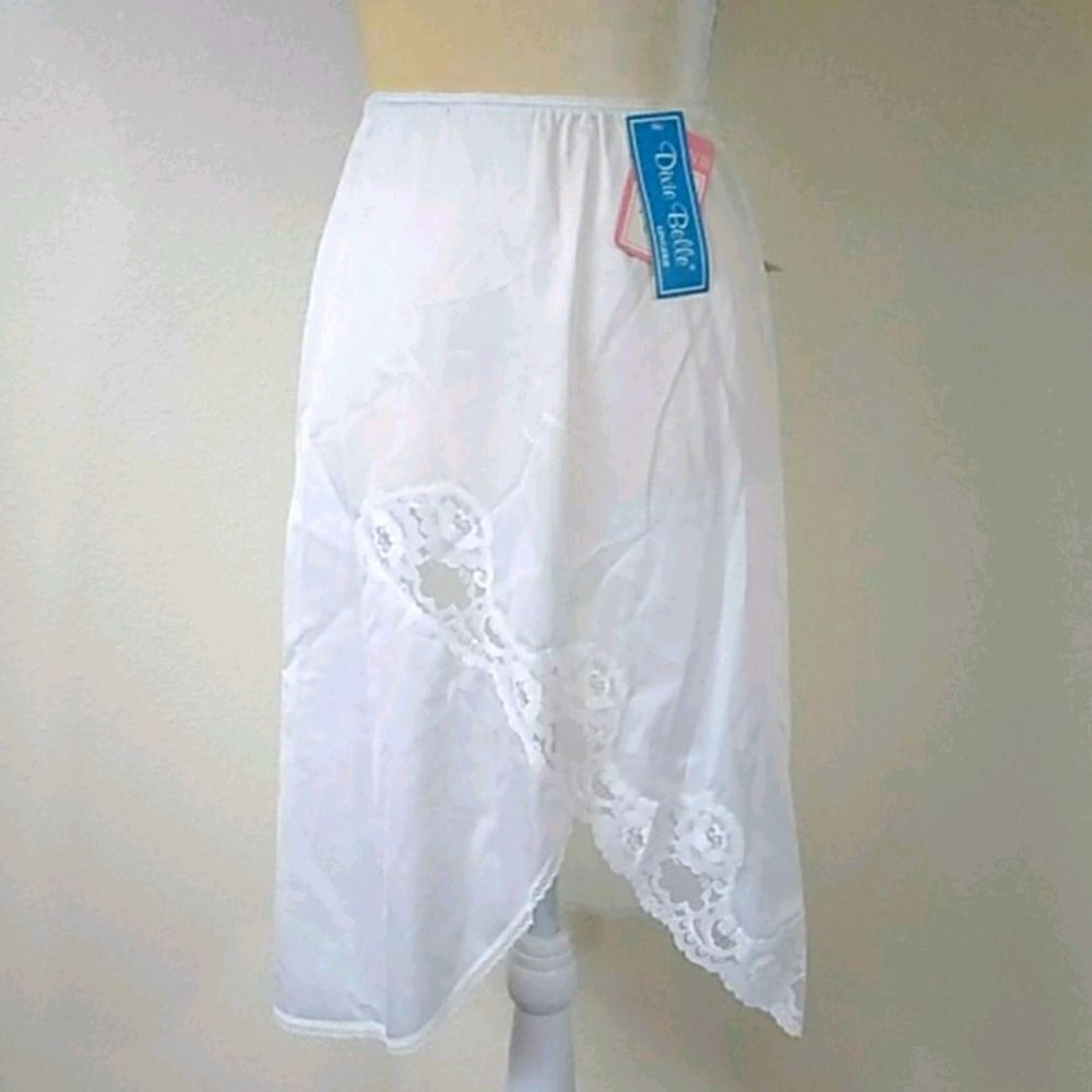 Dixie Belle Vintage Slip
